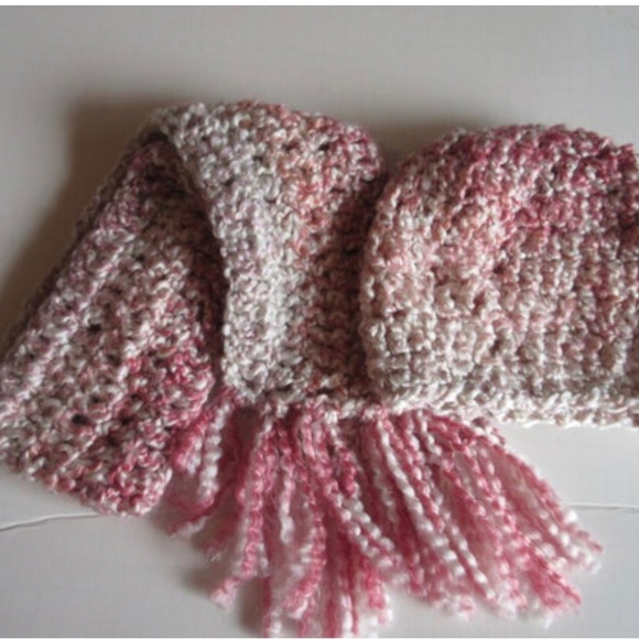 Girls Scarf Hat Set Very Soft Yarn Size 1-3 Years - Picture 2 of 4